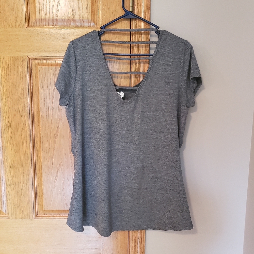 Champion Short Sleeve - Picture 4 of 4